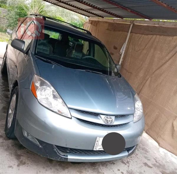 Toyota Sienna 2008 for sale in Iraq - Khalidiya